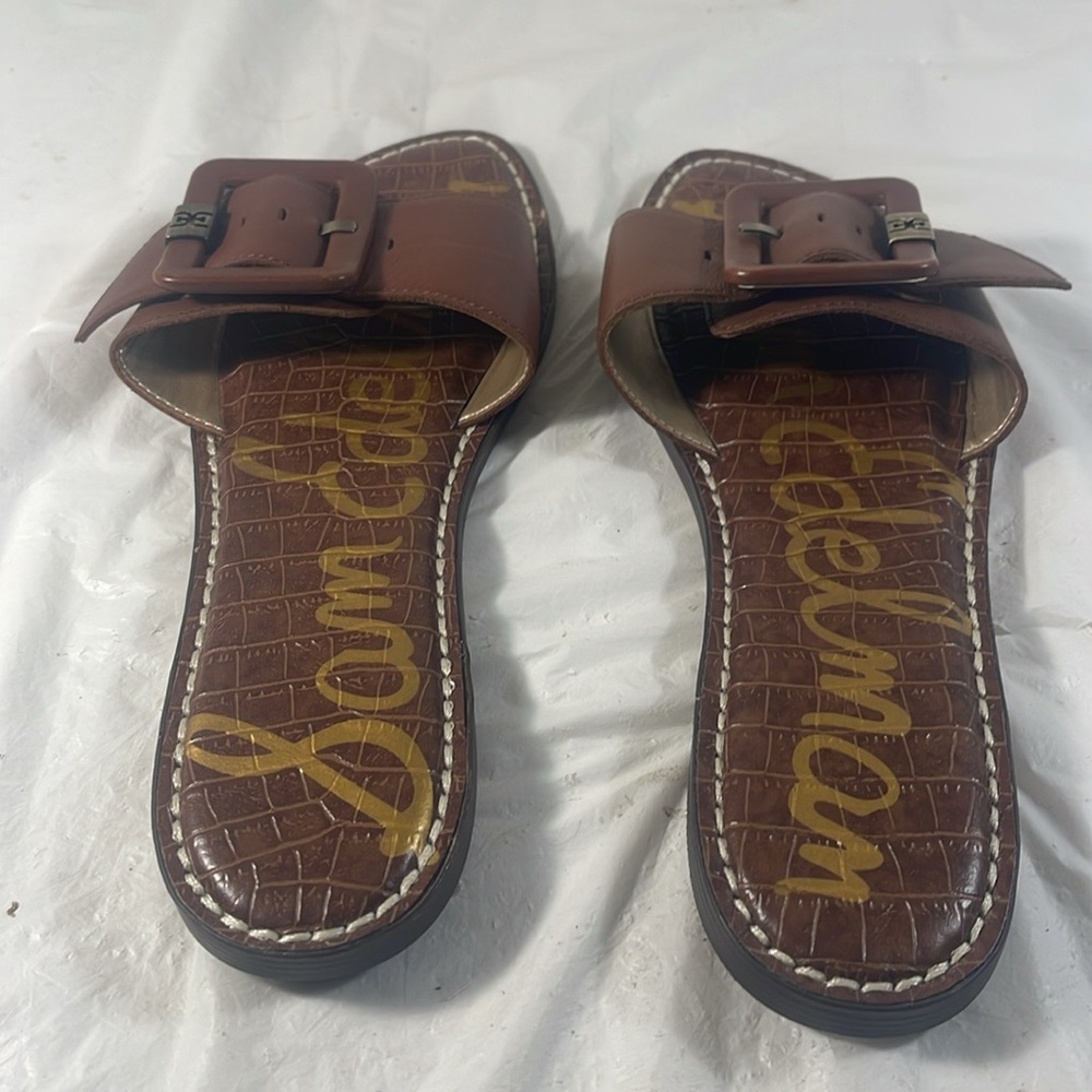 Sam Edelman Women’s Granada Brown Croc-Embossed Adjustable Buckle Slide Sandals - Picture 4 of 9